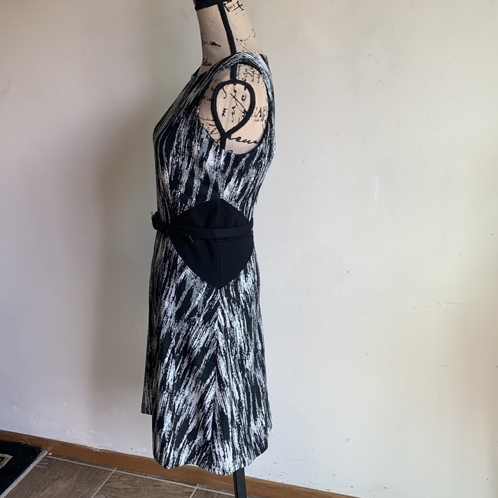 Cache Sleeveless Black White Shift Dress Sz 8 - Picture 6 of 11